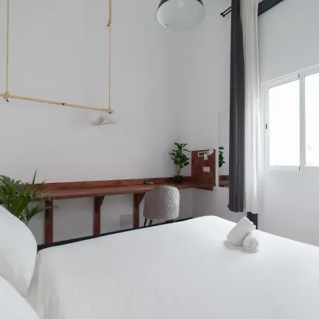 Hostal Columbus Rooftop *