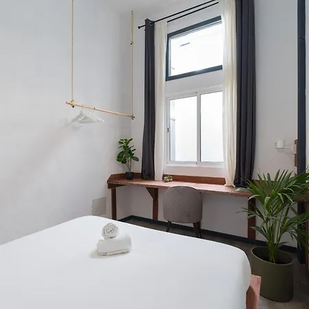 Columbus Rooftop Vandrarhem *